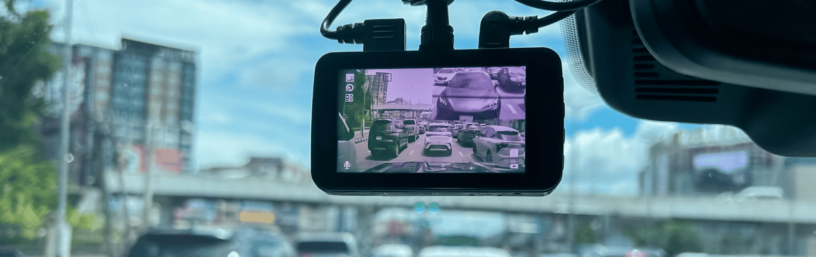מצלמת דרך לרכב