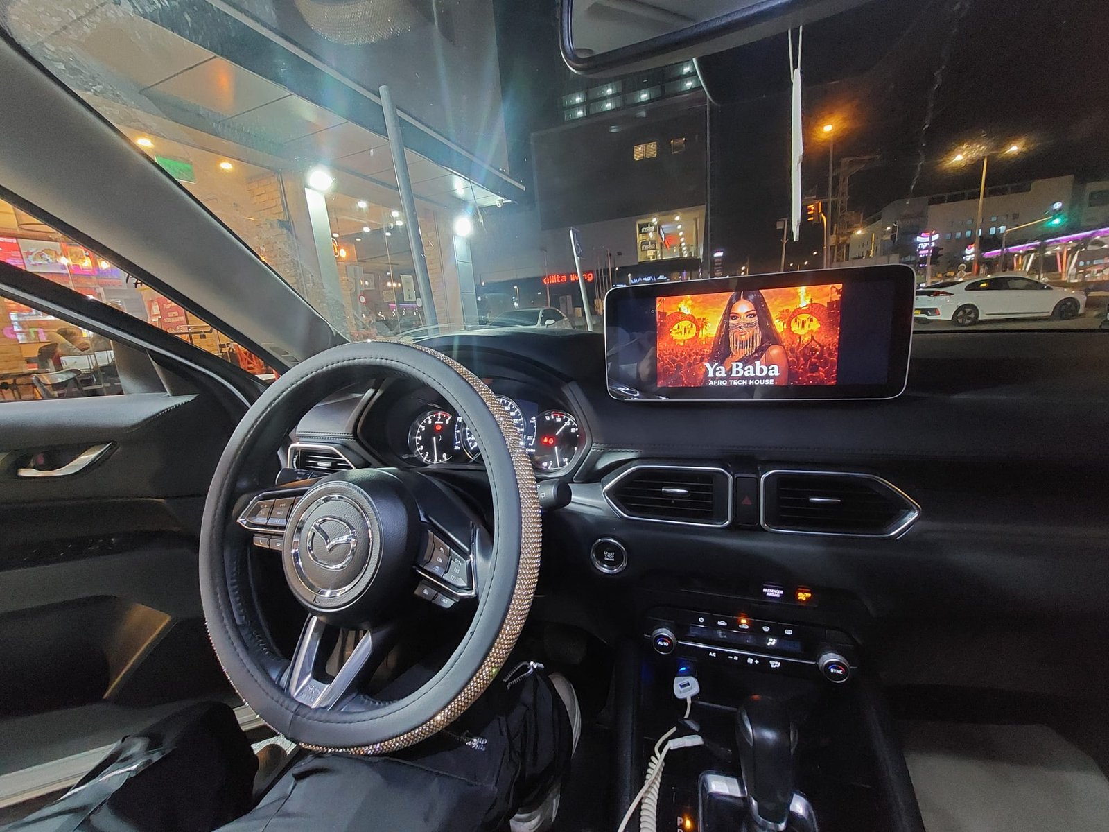 שדרוג מסך ומצלמות דרך במאזדה CX-5 2024 (1)