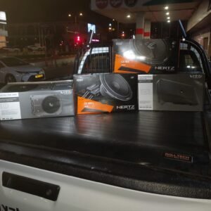 שדרוג מערכת שמע בדי מקס כולל מגבר ורמקולים